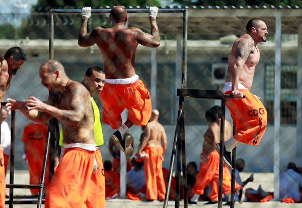 jail home workout confinement Hersovyac prison